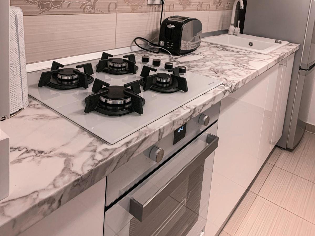 Apartment 2 Rooms Luxury 부쿠레슈티 외부 사진