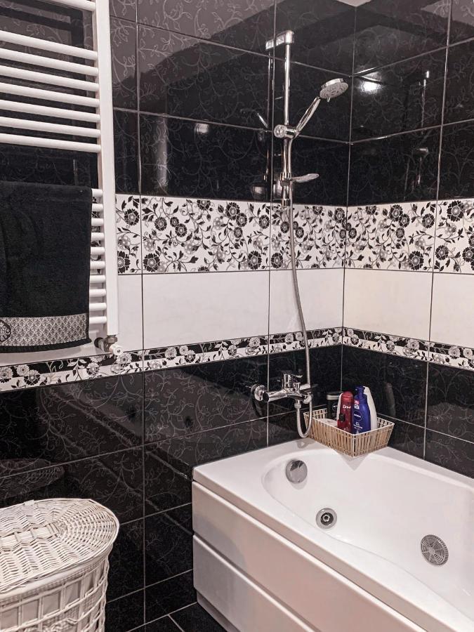 Apartment 2 Rooms Luxury 부쿠레슈티 외부 사진