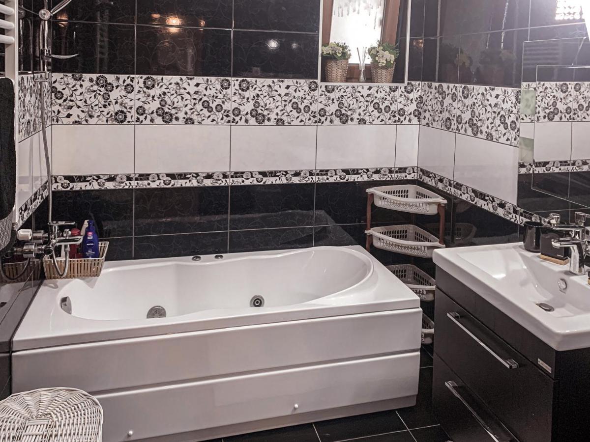 Apartment 2 Rooms Luxury 부쿠레슈티 외부 사진