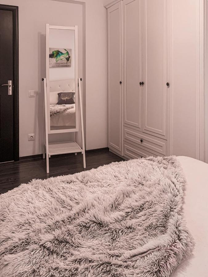 Apartment 2 Rooms Luxury 부쿠레슈티 외부 사진